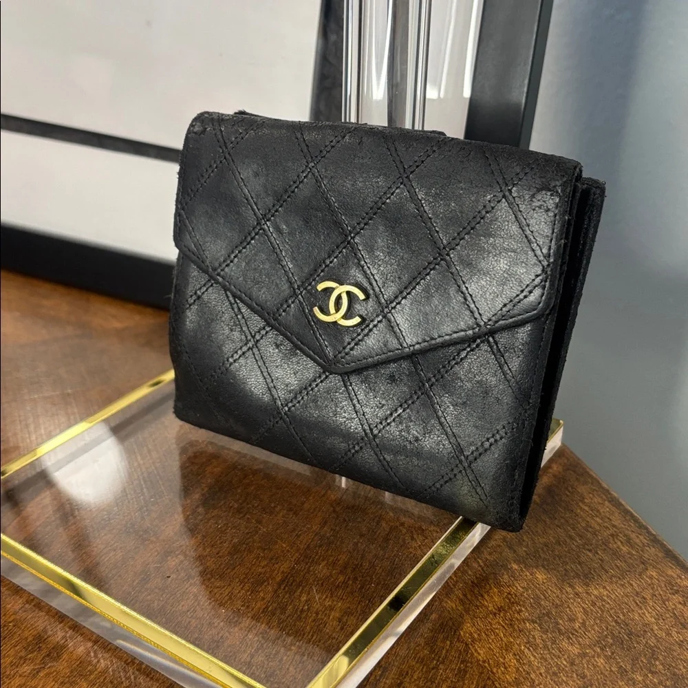 CHANEL DOUBLE SNAP CC Black Quilted lambskin wallet - Picture 7 of 16